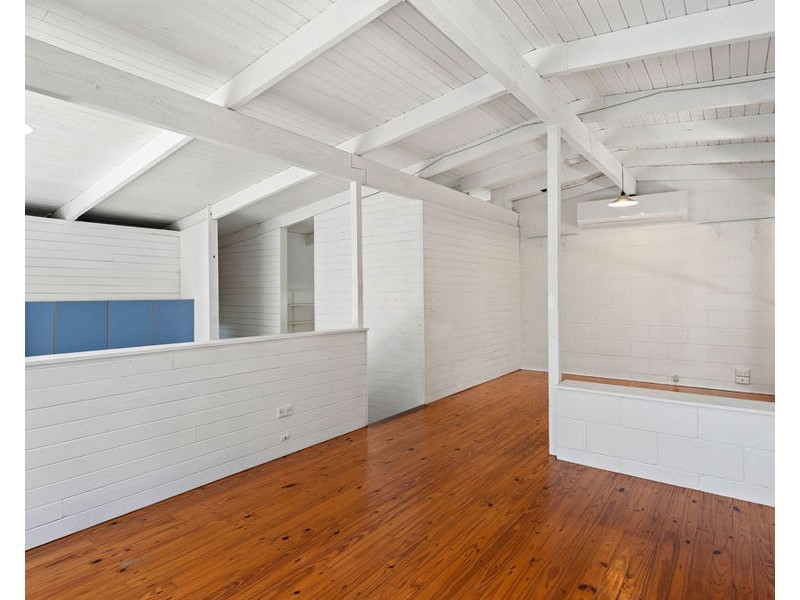 7 Surrey Rd, Bellbird Park QLD 4300