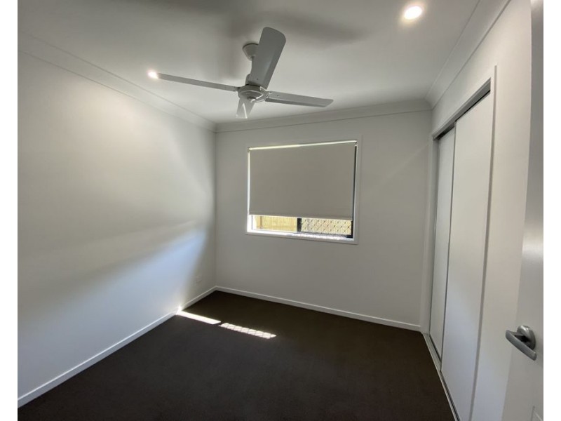 17 Dawson Place, Brassall QLD 4305