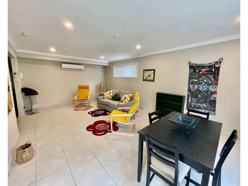 16A Jacana Crs, Flinders View QLD 4305