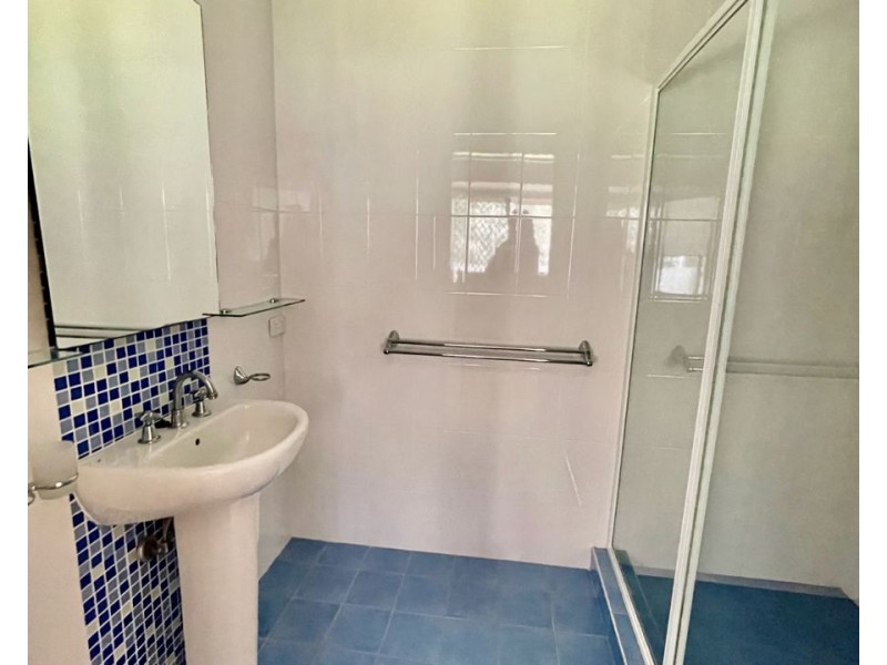 16A Jacana Crs, Flinders View QLD 4305