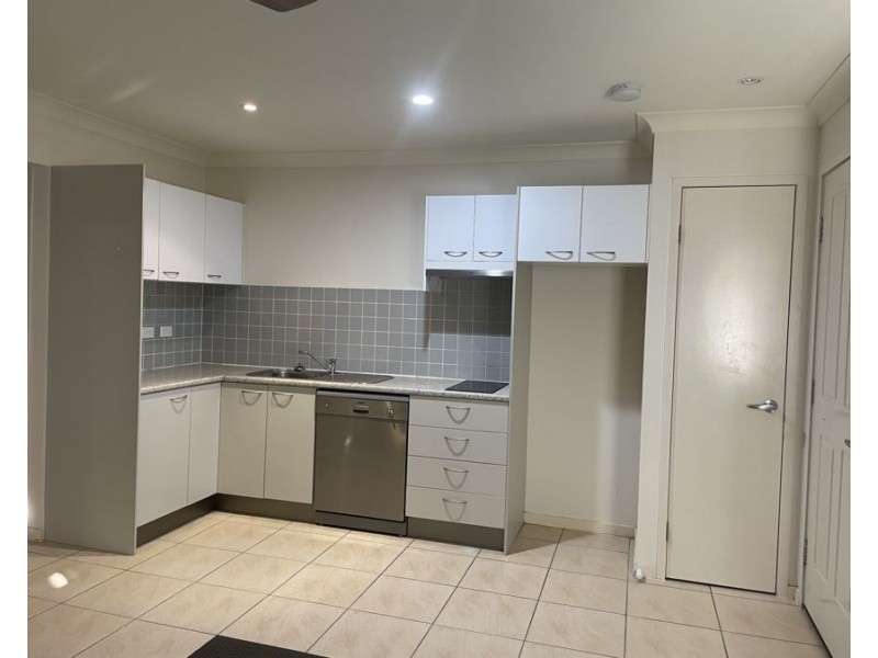 11/5 Judith Street, Flinders View QLD 4305