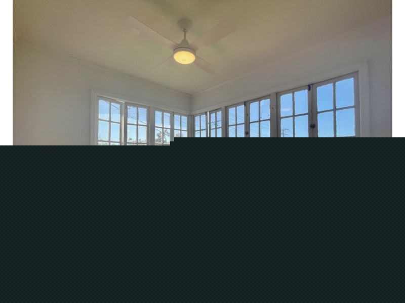 22 Waterworks Rd, Brassall QLD 4305