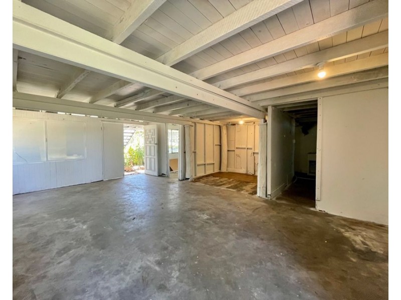 22 Waterworks Rd, Brassall QLD 4305