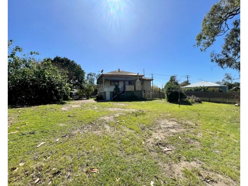 22 Waterworks Rd, Brassall QLD 4305