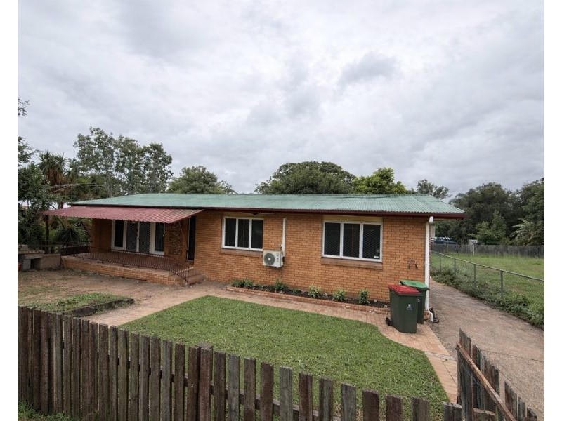 14 Ipswich St, Riverview QLD 4303