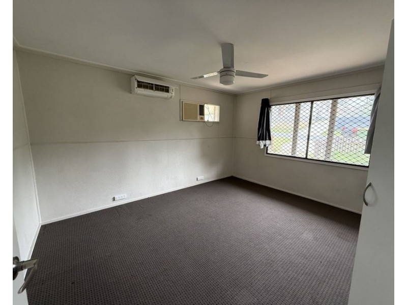 14 Ipswich St, Riverview QLD 4303