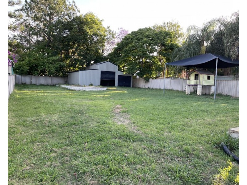 12 Susan St, Redbank Plains QLD 4301