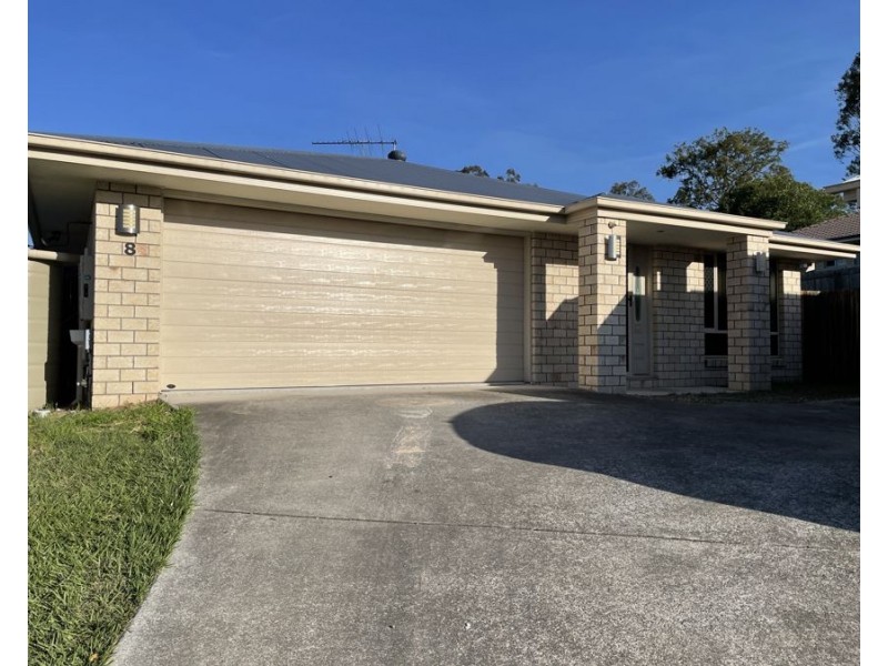 8 Renee St, Redbank Plains QLD 4301