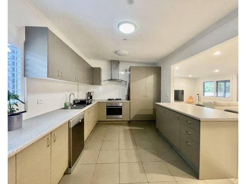 18 Balfour Street, Coalfalls QLD 4305