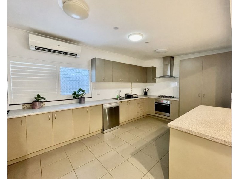 18 Balfour Street, Coalfalls QLD 4305