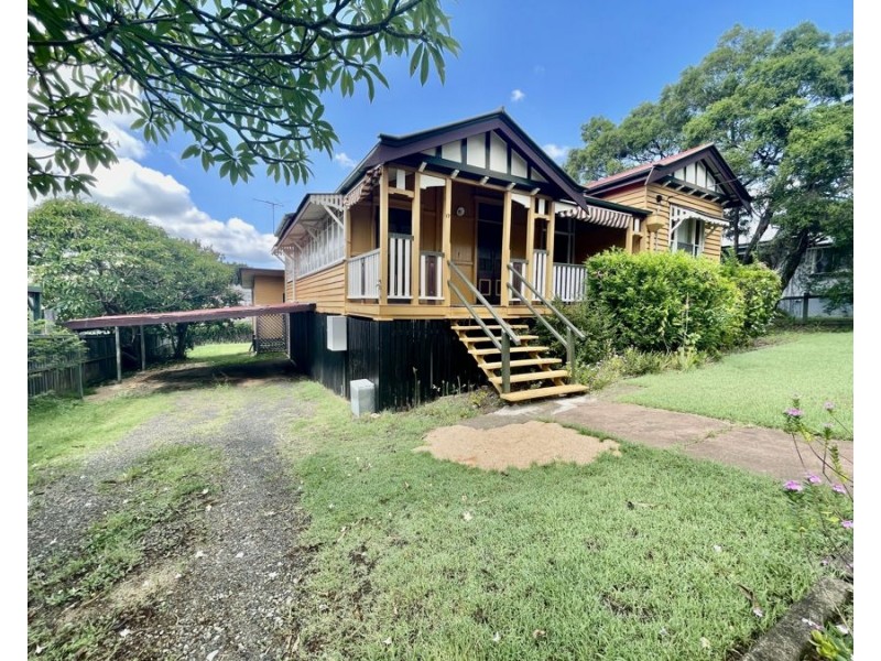 17 Martin Street, Woodend QLD 4305
