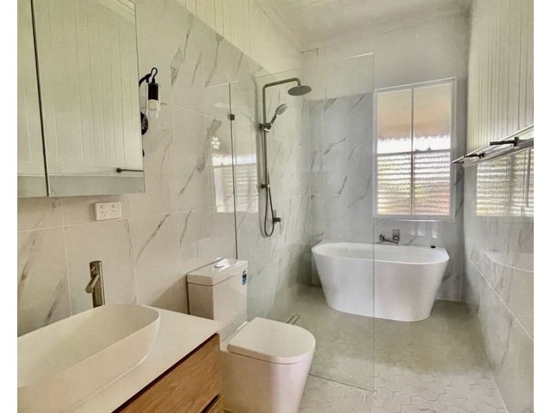 17 Martin Street, Woodend QLD 4305