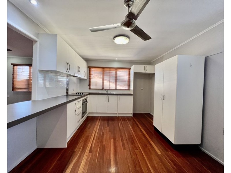 24 Emerald Street, Brassall QLD 4305
