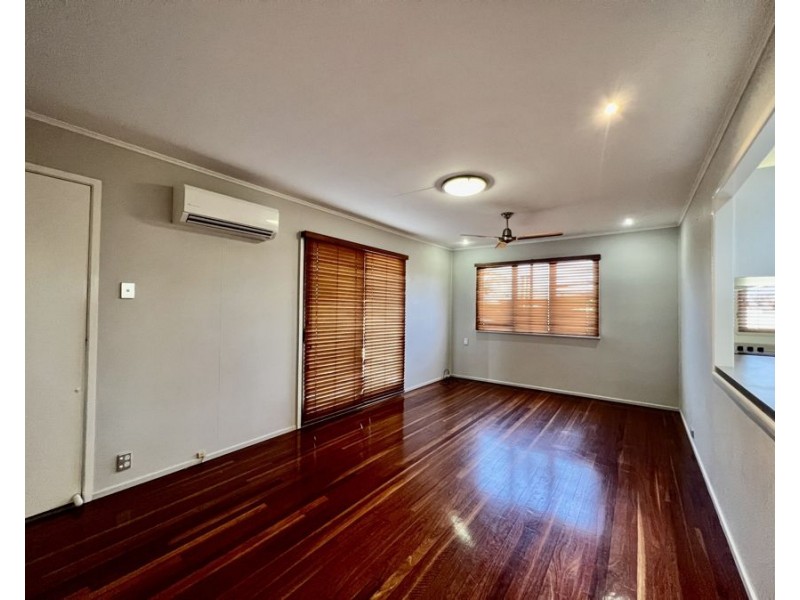 24 Emerald Street, Brassall QLD 4305