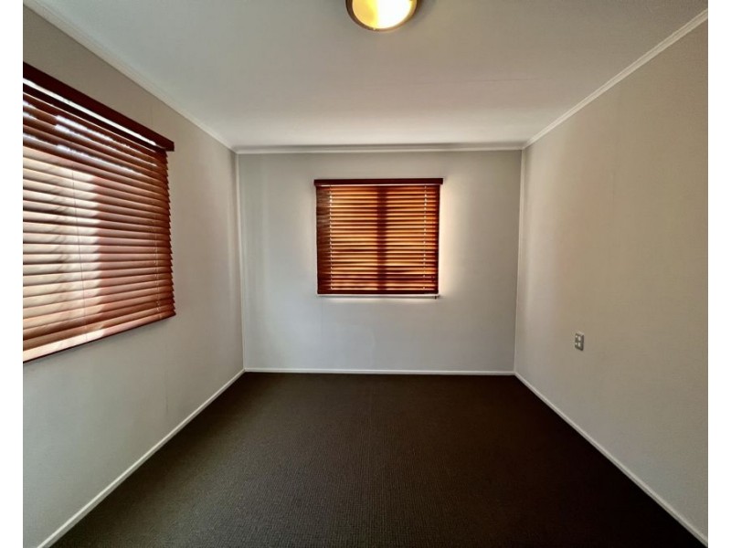 24 Emerald Street, Brassall QLD 4305