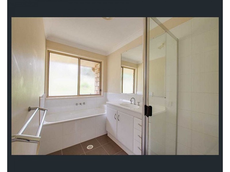 99 Beeston Rd, Fernvale QLD 4306