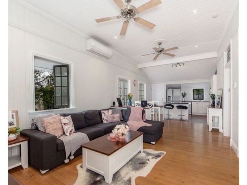 1 Wyndham St, North Ipswich QLD 4305