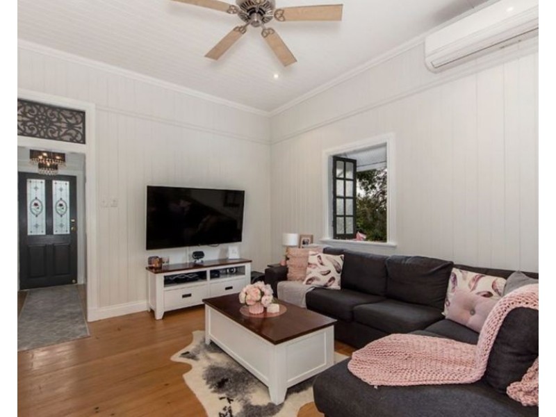 1 Wyndham St, North Ipswich QLD 4305