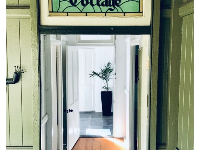 6 Herbert St, Sadliers Crossing QLD 4305