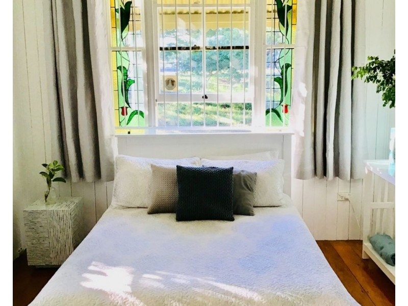 6 Herbert St, Sadliers Crossing QLD 4305