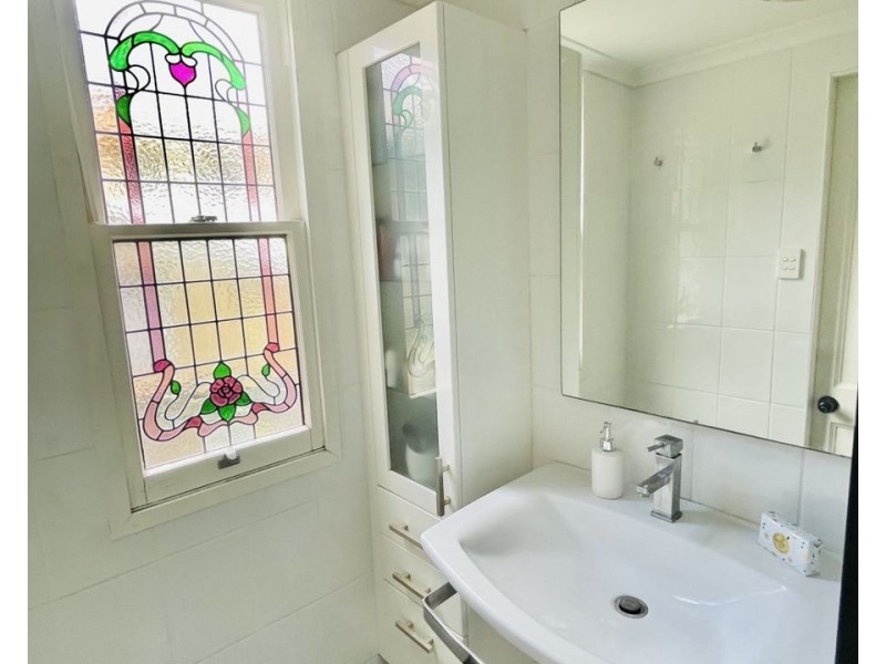 6 Herbert St, Sadliers Crossing QLD 4305