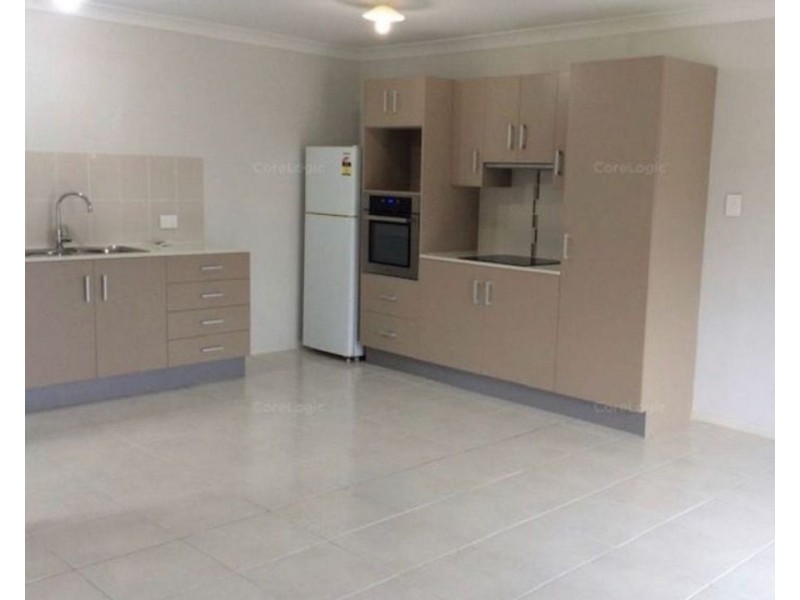 5 Gardner Place, Silkstone QLD 4304