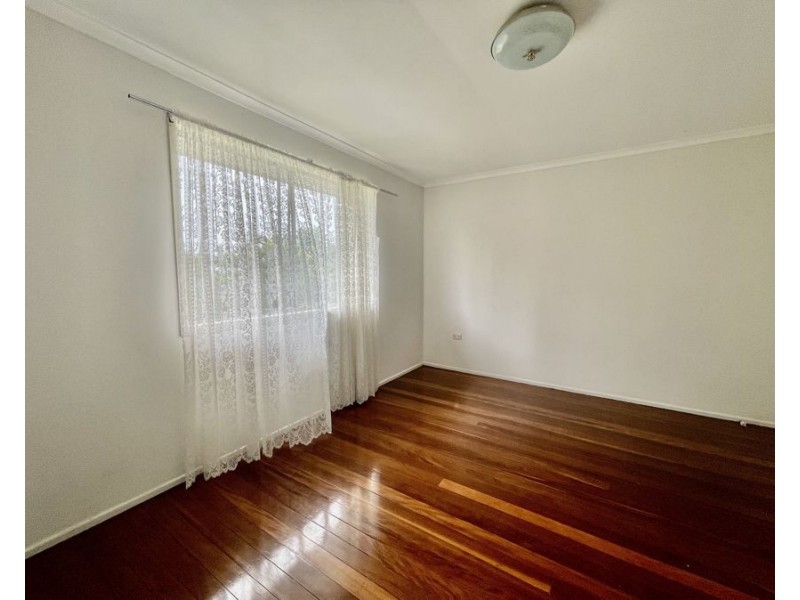 16 Horton St, Bundamba QLD 4304
