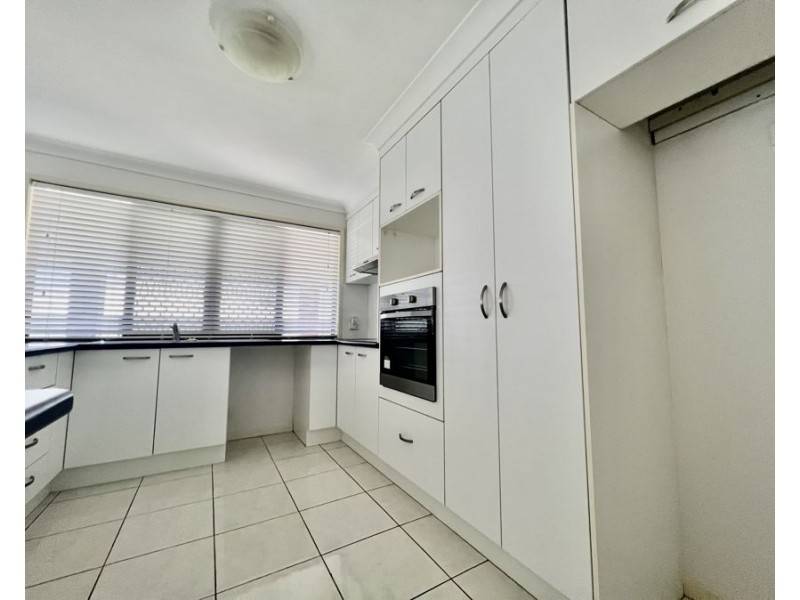 3 Jondaryan Court, Brassall QLD 4305