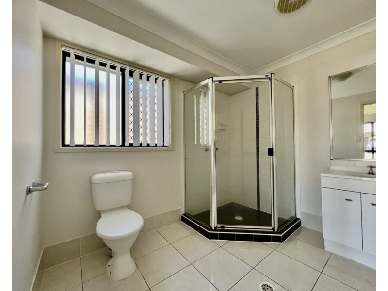 3 Jondaryan Court, Brassall QLD 4305