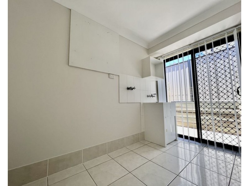 3 Jondaryan Court, Brassall QLD 4305