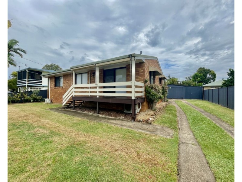 32 Trevor St, Beachmere QLD 4510