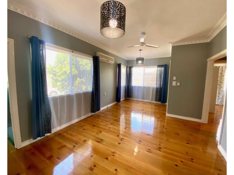 28 Albert Street, North Ipswich QLD 4305