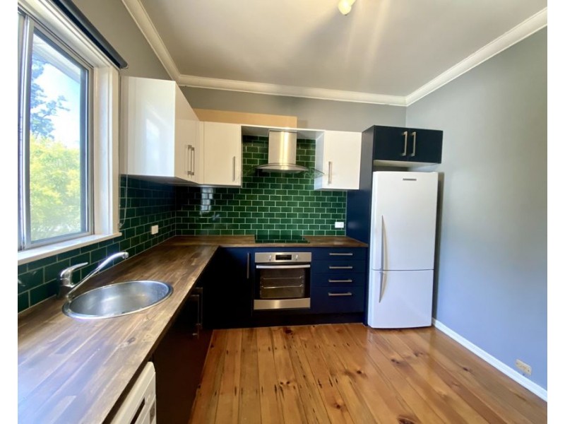 28 Albert Street, North Ipswich QLD 4305