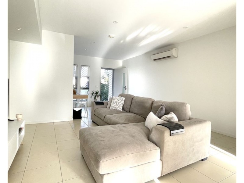 6 McLean Street, Ripley QLD 4306
