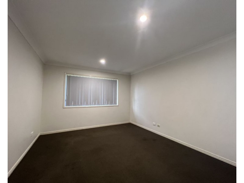 16 Borrowdale Court, Brassall QLD 4305