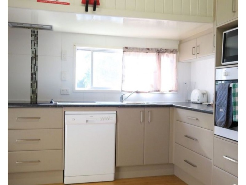 63 Wildey Street, Raceview QLD 4305