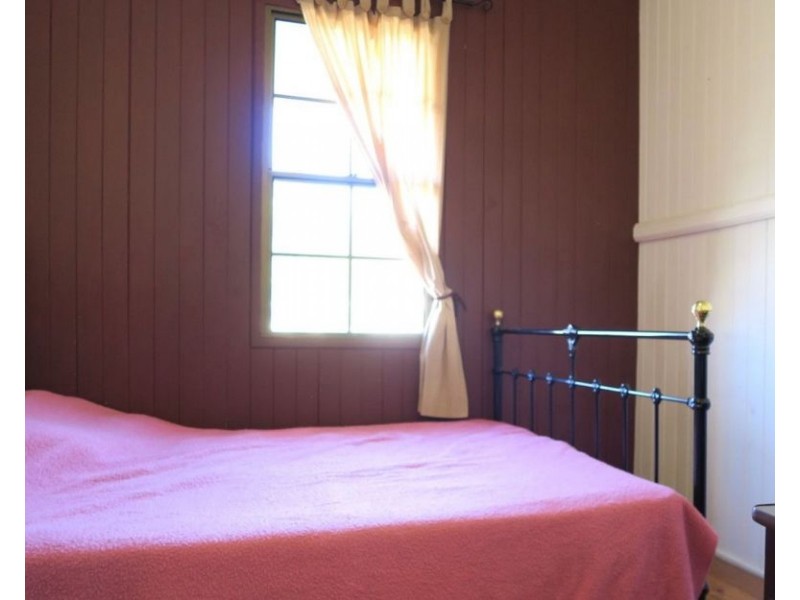 63 Wildey Street, Raceview QLD 4305