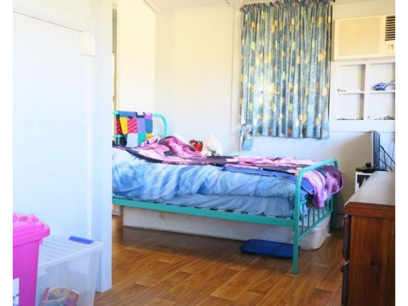 63 Wildey Street, Raceview QLD 4305