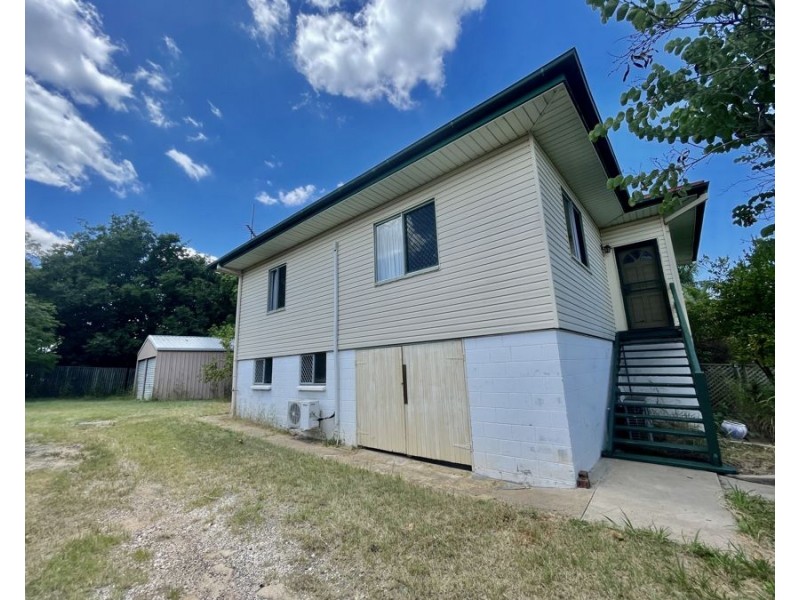 17 Pine Mountain Rd, North Ipswich QLD 4305