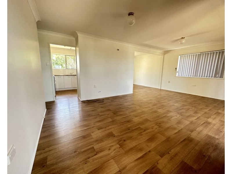 23 Caroline Street, Riverview QLD 4303