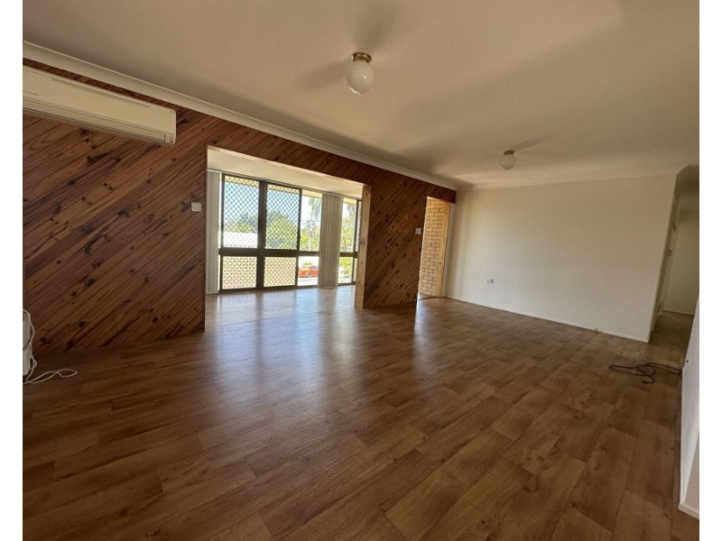 23 Caroline Street, Riverview QLD 4303