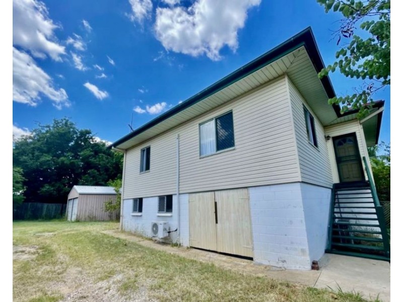 17 Pine Mountain Road, North Ipswich QLD 4305