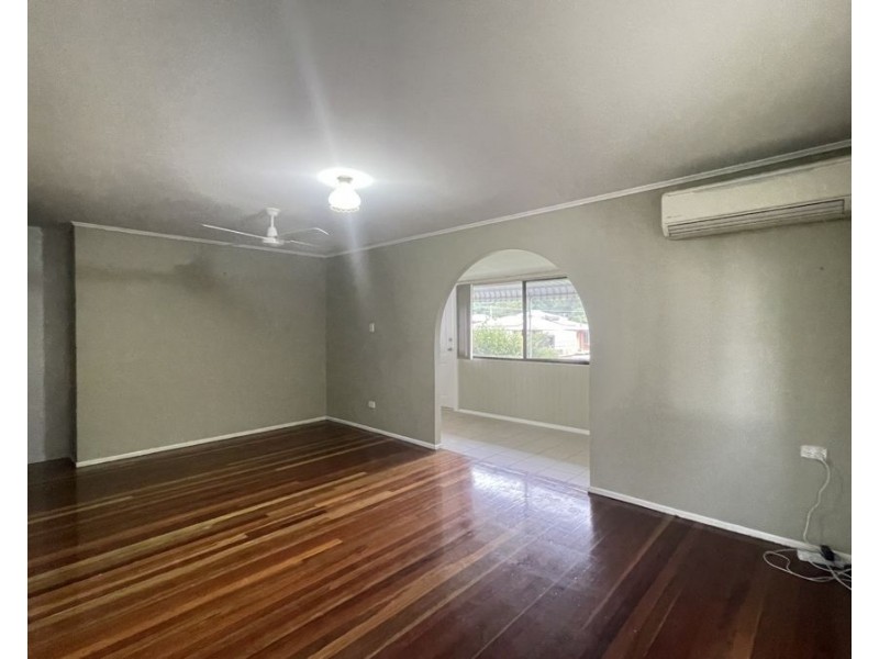 3 Horton St, Bundamba QLD 4304