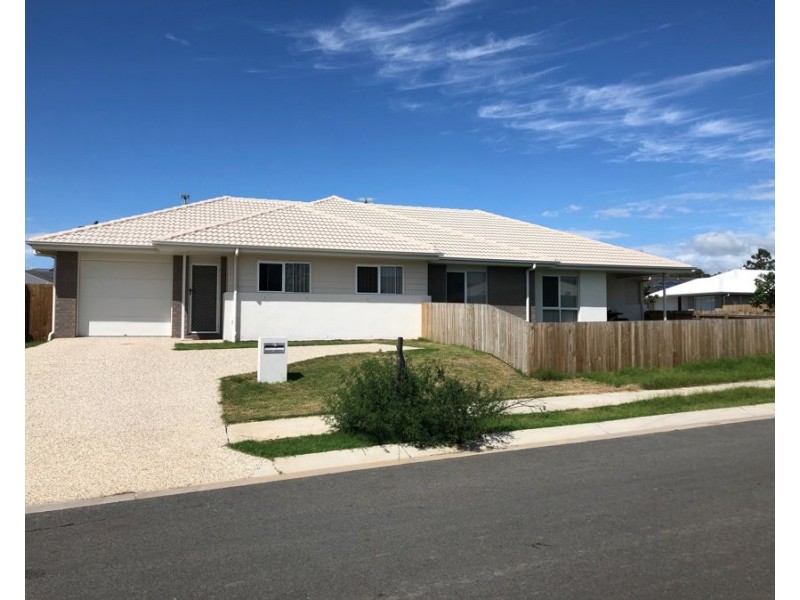 1/7 Simpatico Street, Ripley QLD 4306