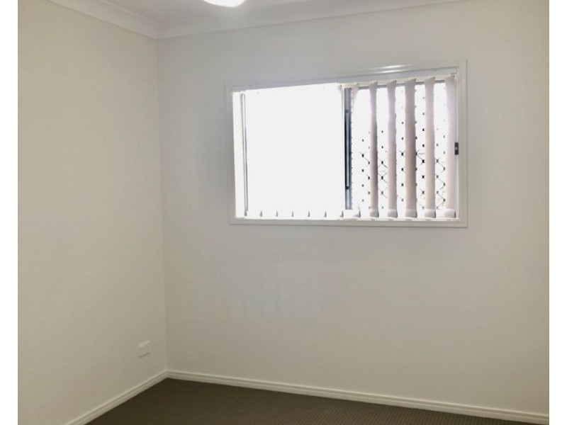 1/7 Simpatico Street, Ripley QLD 4306