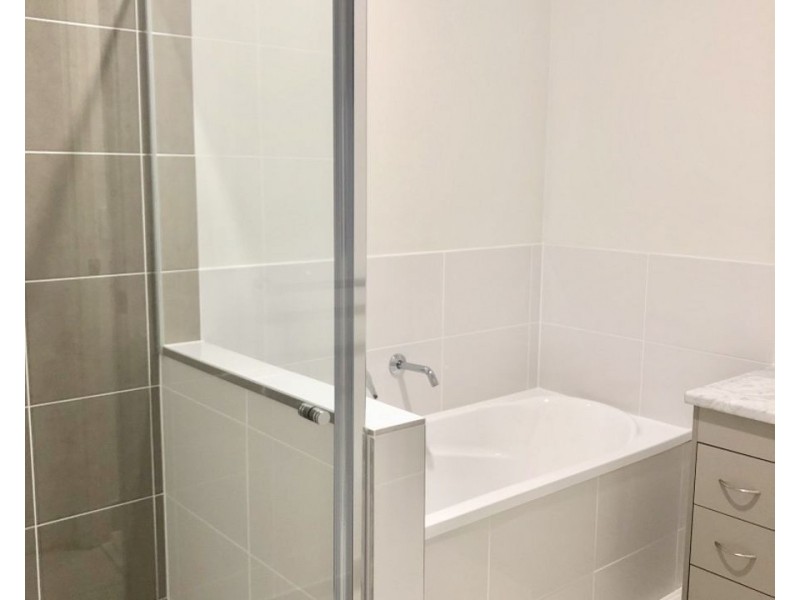 1/7 Simpatico Street, Ripley QLD 4306