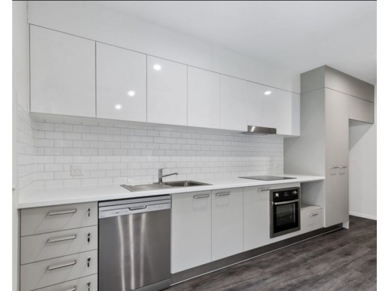 1B Forbes Pl, Collingwood Park QLD 4301