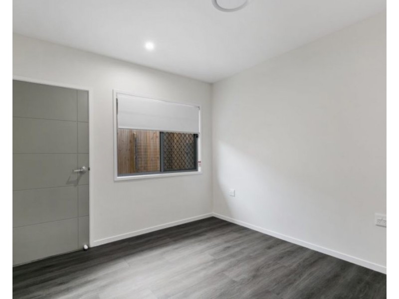 1B Forbes Pl, Collingwood Park QLD 4301