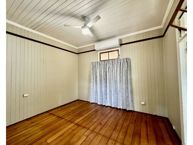 21 Pine St, North Ipswich QLD 4305