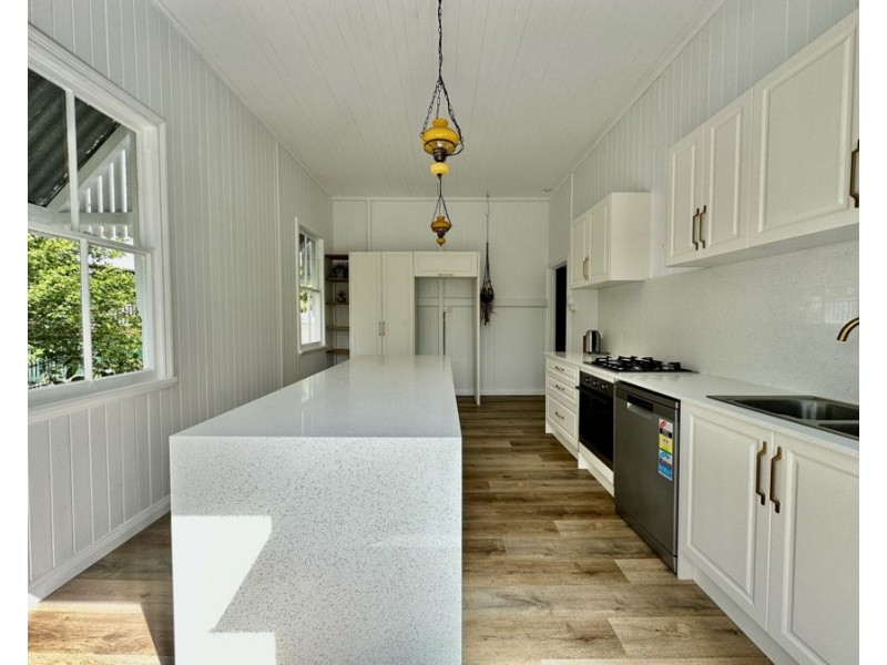 37 Harlin Rd, Coalfalls QLD 4305